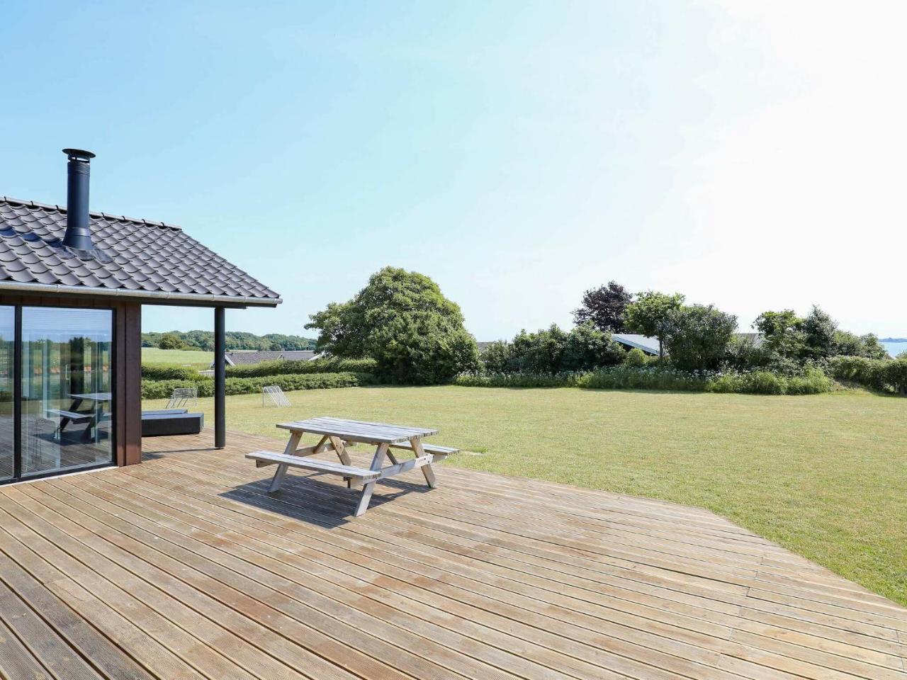 Seaside Retreat with Spa By Traum Ferienwohnungen — 4-Star Luxury Hotel in Faaborg, Denmark