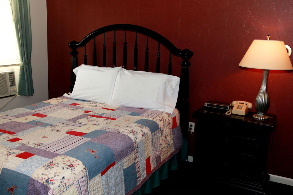 The Winter Inn - photo 6
