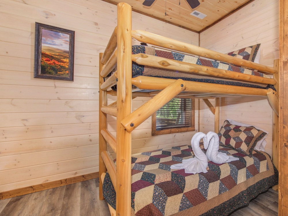Three Little Bears by Smoky Cove Resort - photo 19