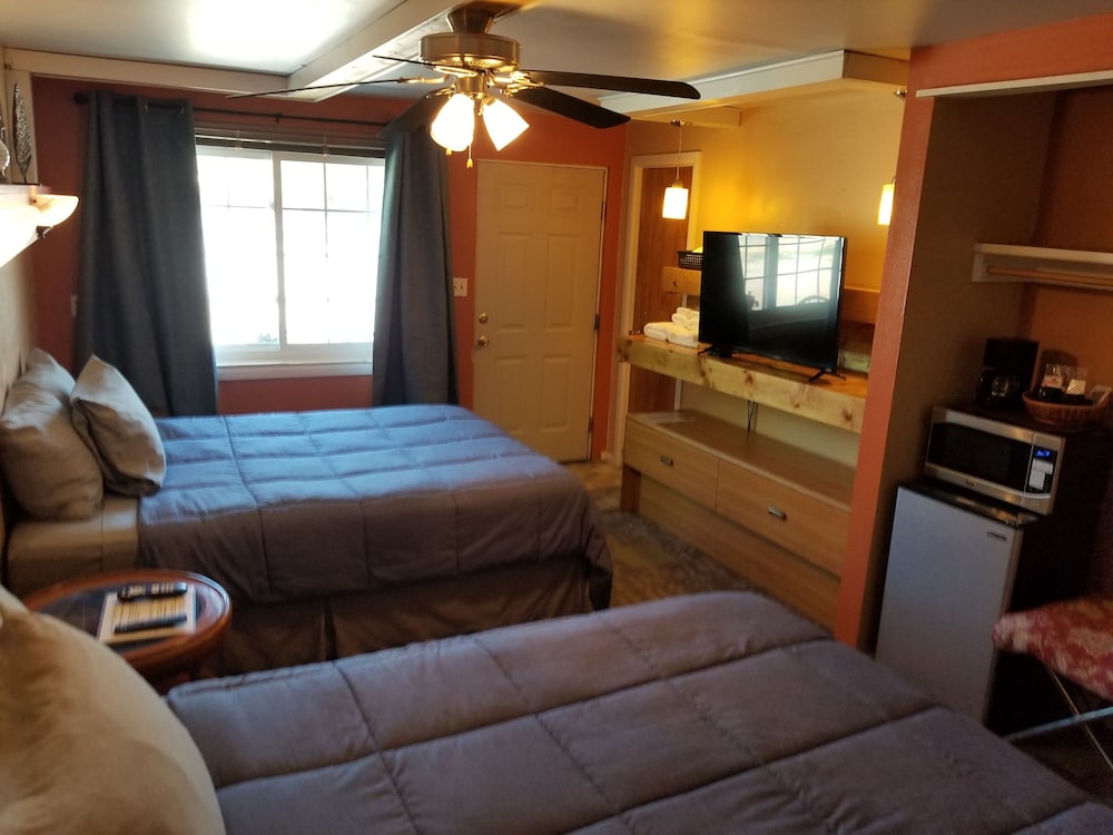 Two Rivers Inn - photo 7