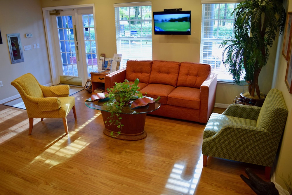Lehigh Resort Club - photo 6