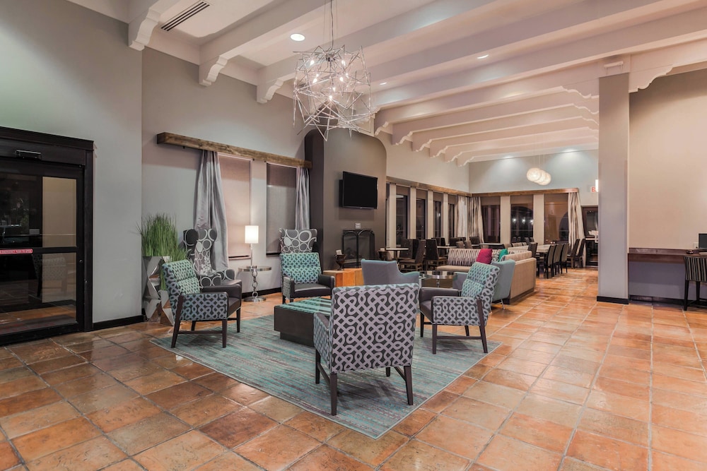 Residence Inn by Marriott Laredo Del Mar - photo 4