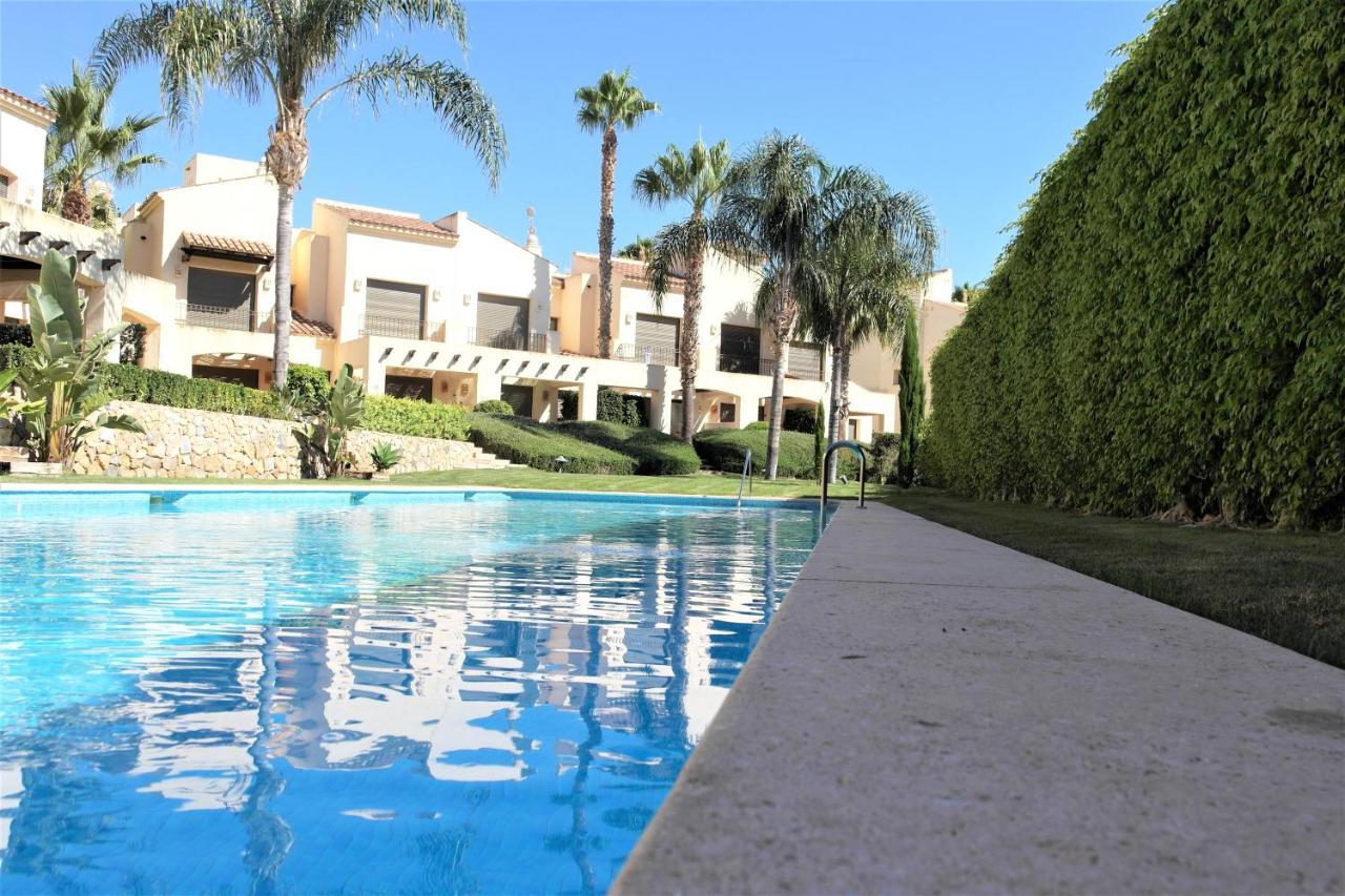 Townhouse Overlooking the Pool — 4-Star Luxury Hotel in La Roda, Spain