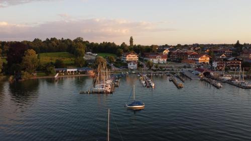 ChiemseeStern Vacation & Recreation Adults Only — hotel in Gstadt Am Chiemsee