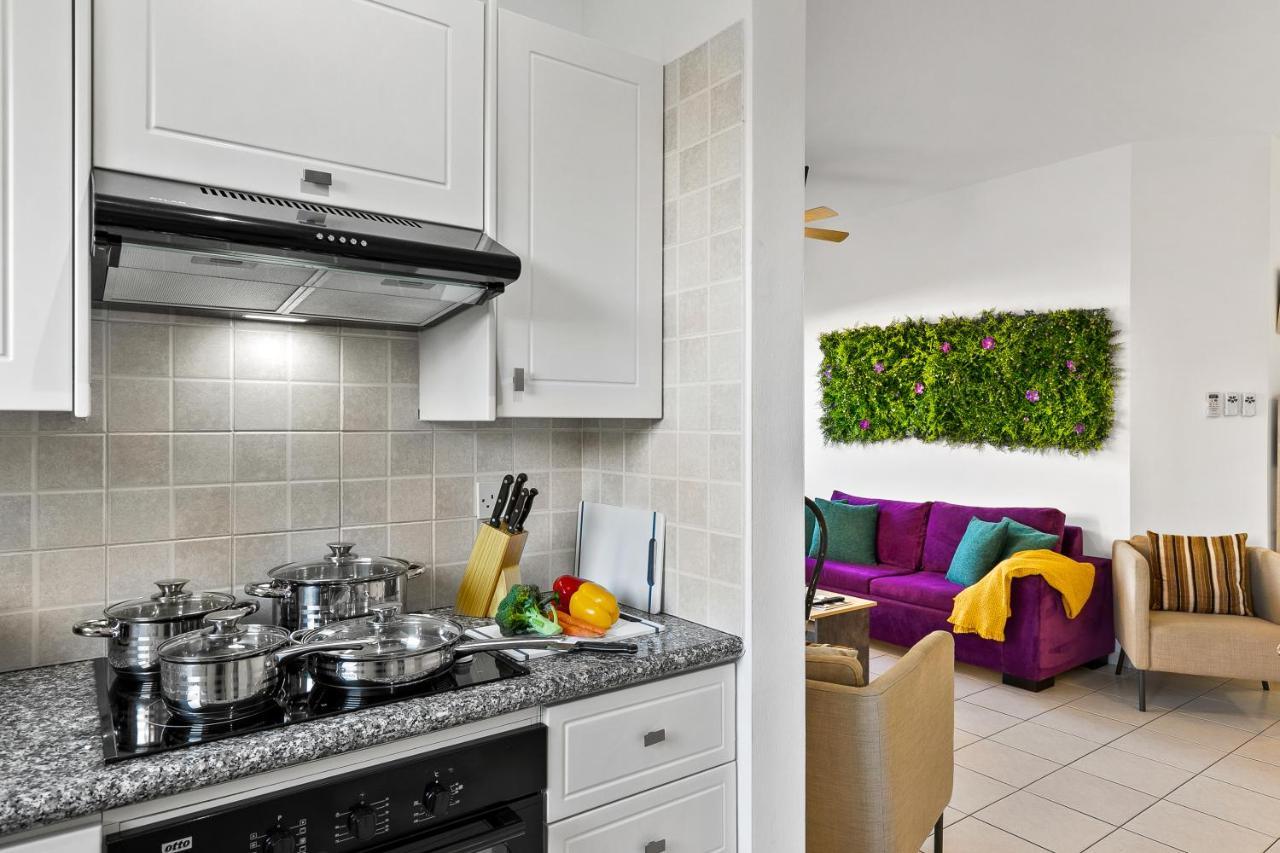 Iris Bloom Holiday Apartment