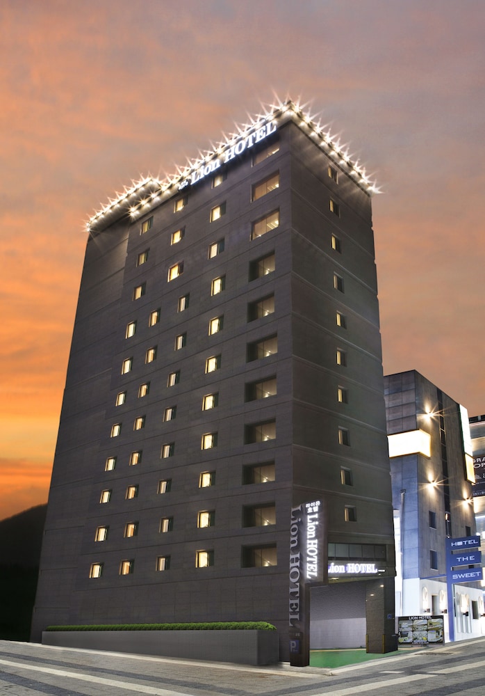 Lion Hotel - last minute hotel in Busan