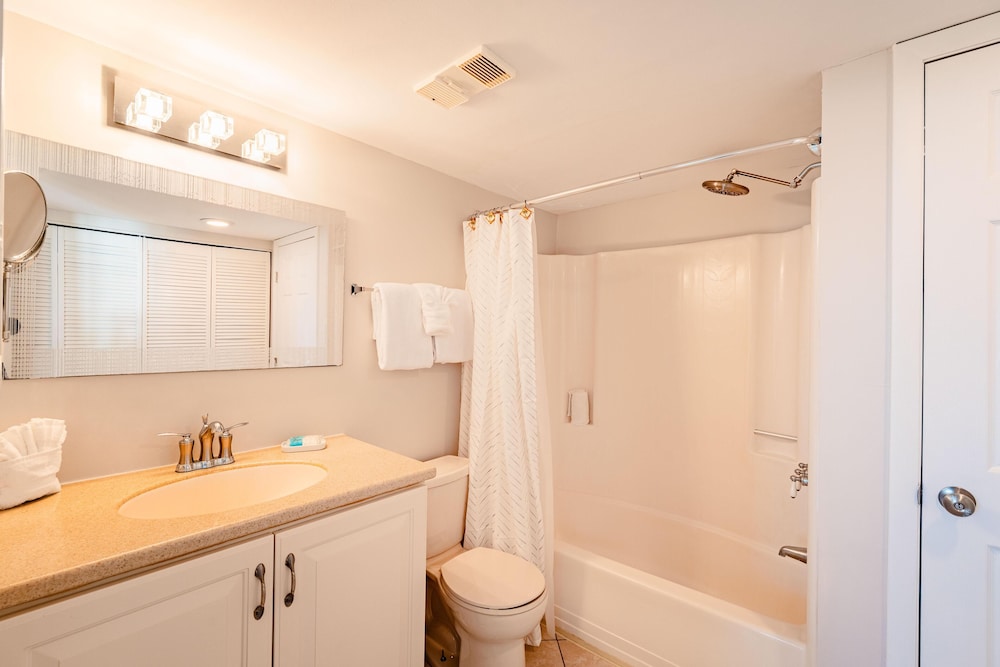 Estero Beach & Tennis 605 c - photo 6
