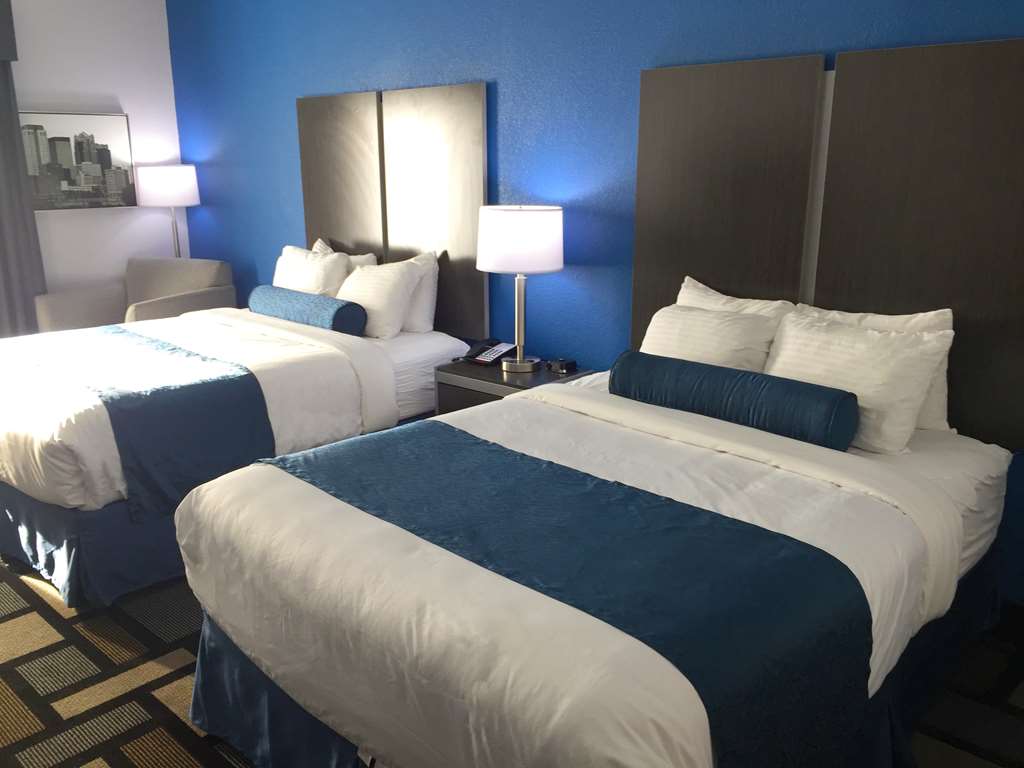 Best Western Plus Birmingham Inn & Suites - photo 11