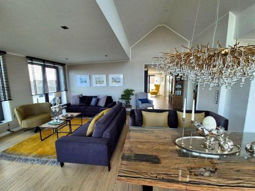 Inseltörn Penthouse — 4-Star Luxury Hotel in Busum, Germany