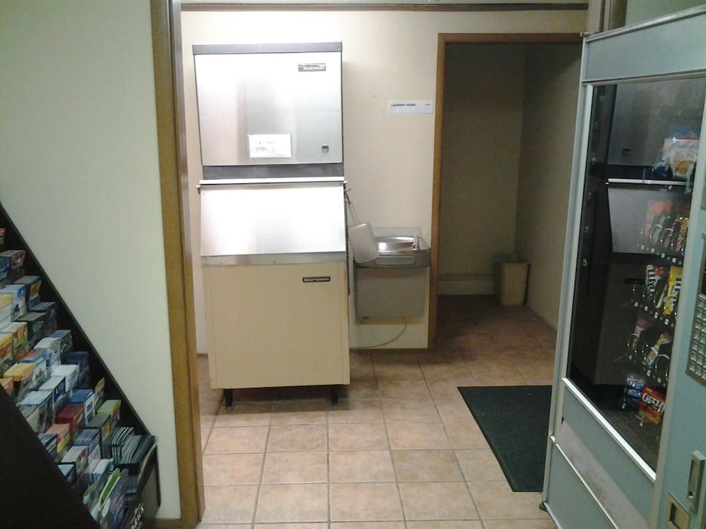 Xenia Country Inn - photo 21