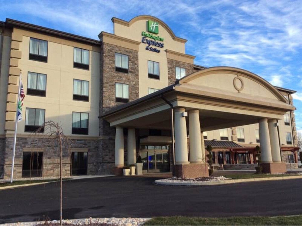 Holiday Inn Express & Suites Butler by IHG — hotel in Butler