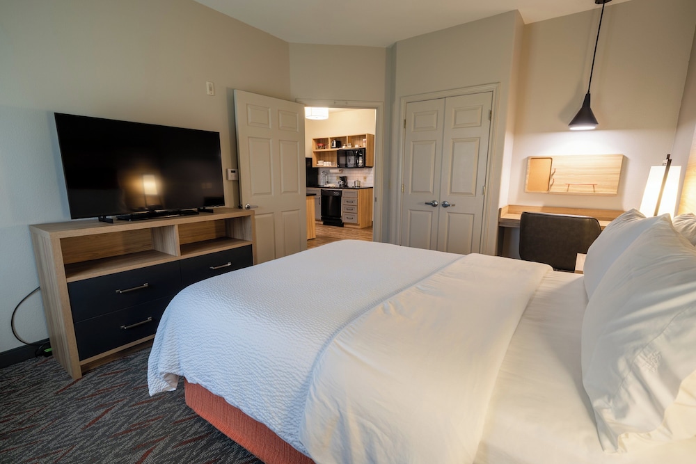 Candlewood Suites Deer Park TX by IHG - photo 17