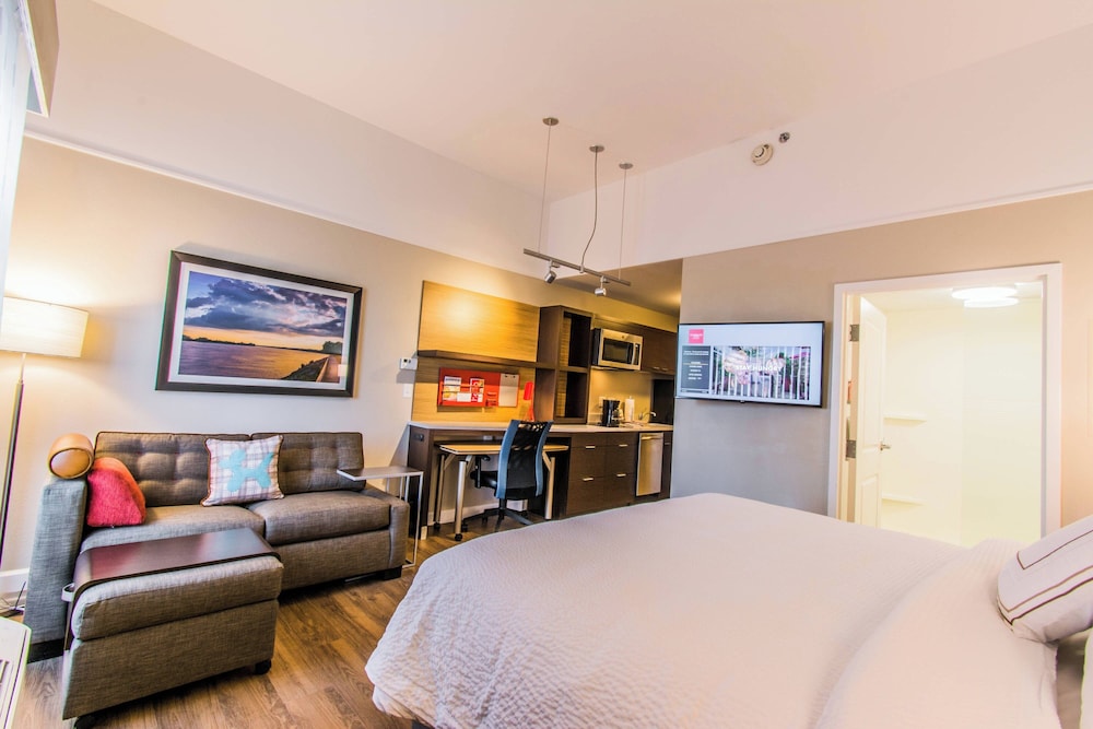 Towneplace Suites by Marriott Evansville Newburgh - photo 16