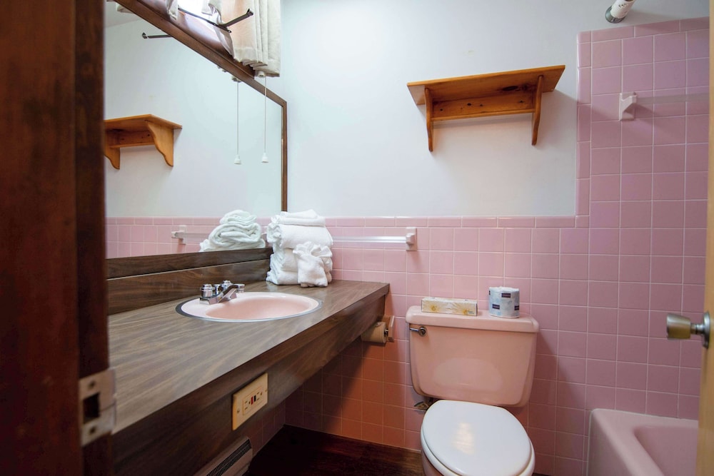 Ocean House Hotel & Motel - photo 121