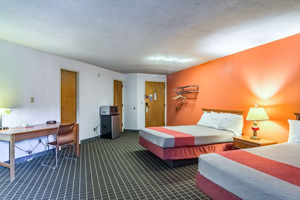 Motel 6 Grand Rapids MI Northeast - photo 10