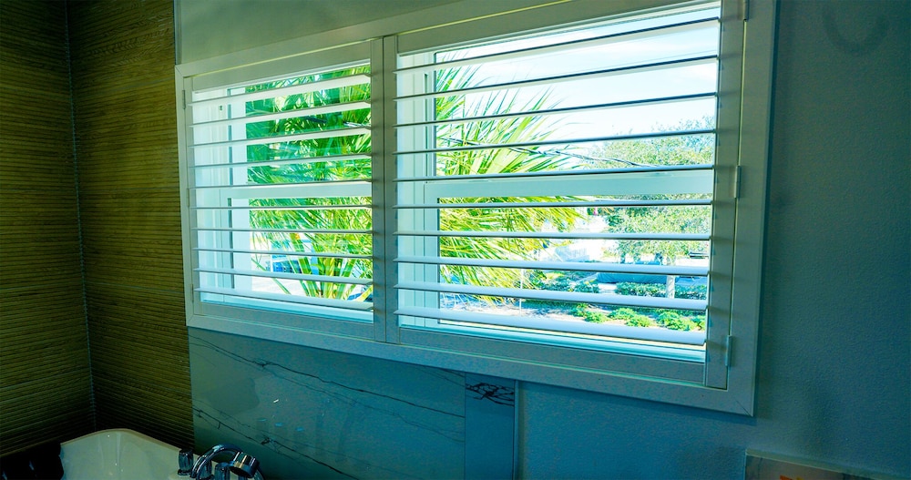 Ivory Sands Beach Suites - photo 26
