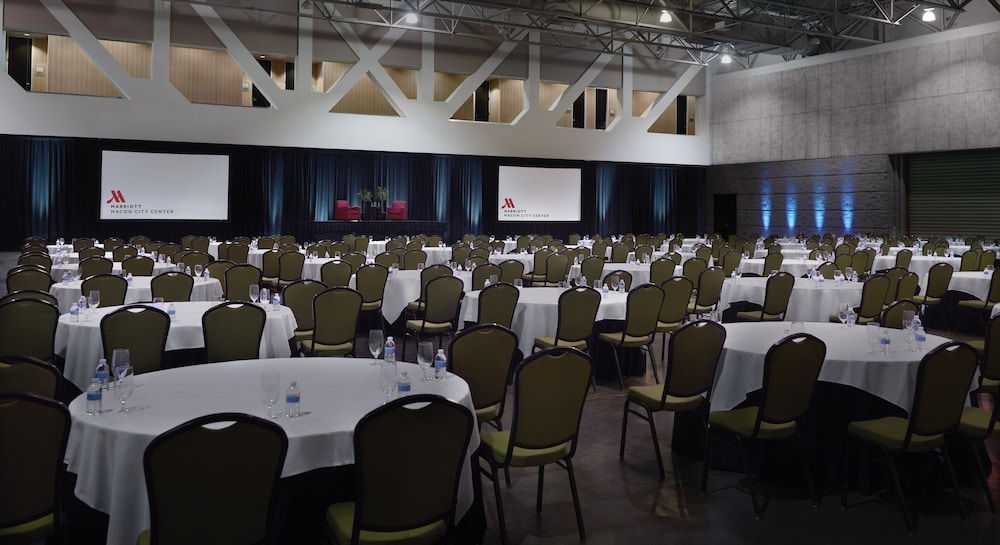 Marriott Macon City Center - photo 29