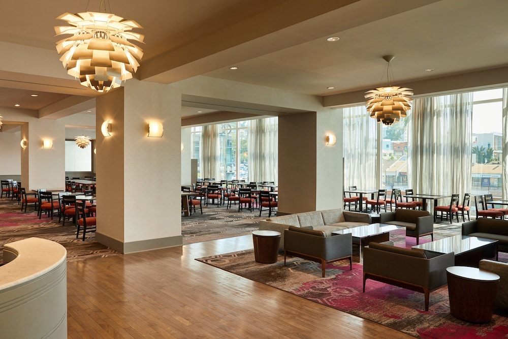 Loews Hollywood Hotel - photo 39