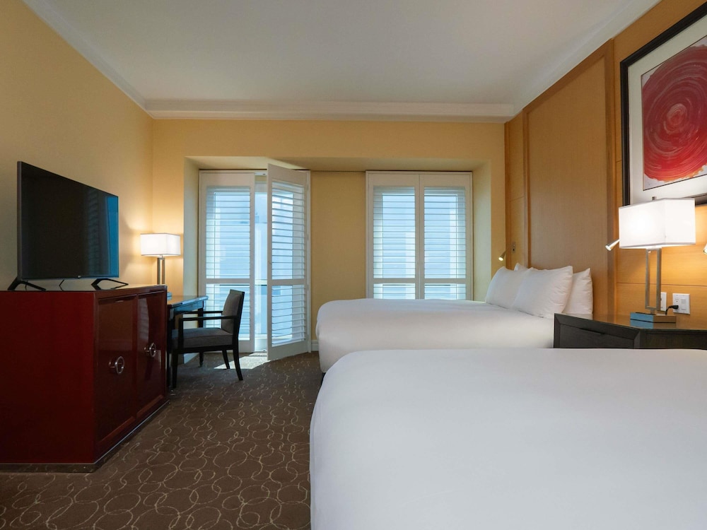Sofitel LA at Beverly Hills - photo 20