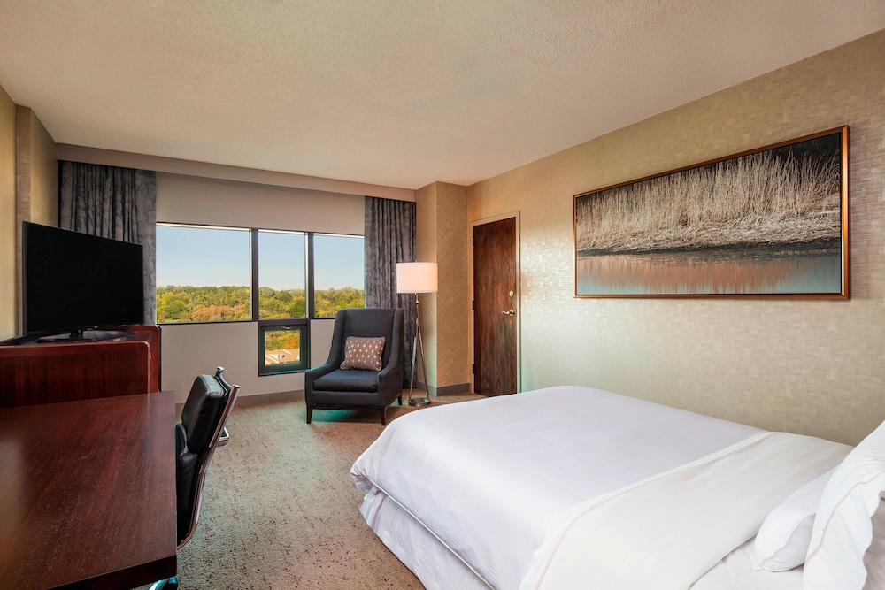 The Westin Southfield Detroit - photo 10