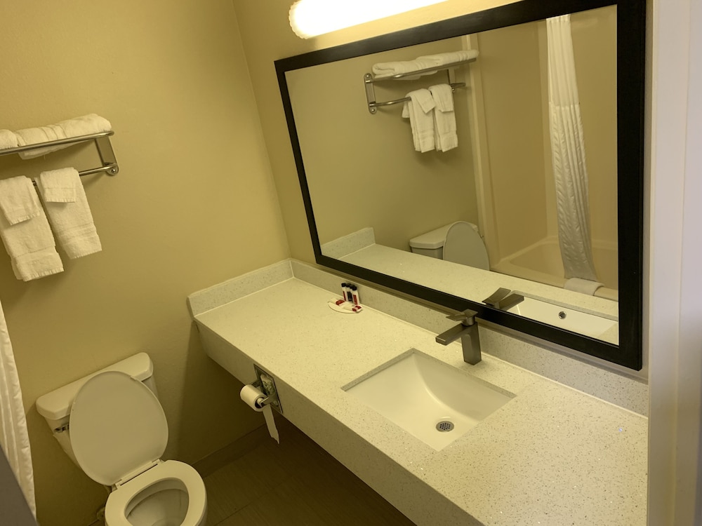 Travelodge by Wyndham Odessa - photo 13