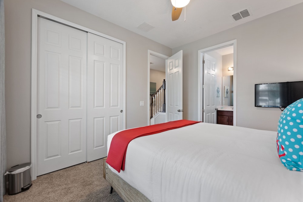 Rebel Flamingo @ Solara Resort By Shine Villas 804 7 Bedroom Villa Kissimmee - photo 12