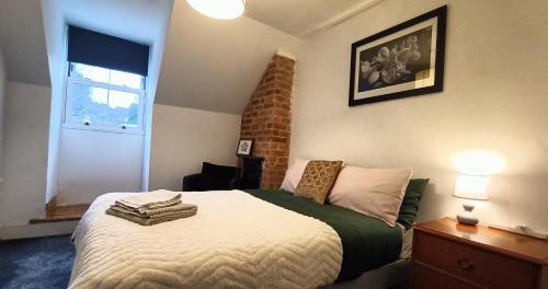 CNTRL Reading Modernized 3 bedroom House