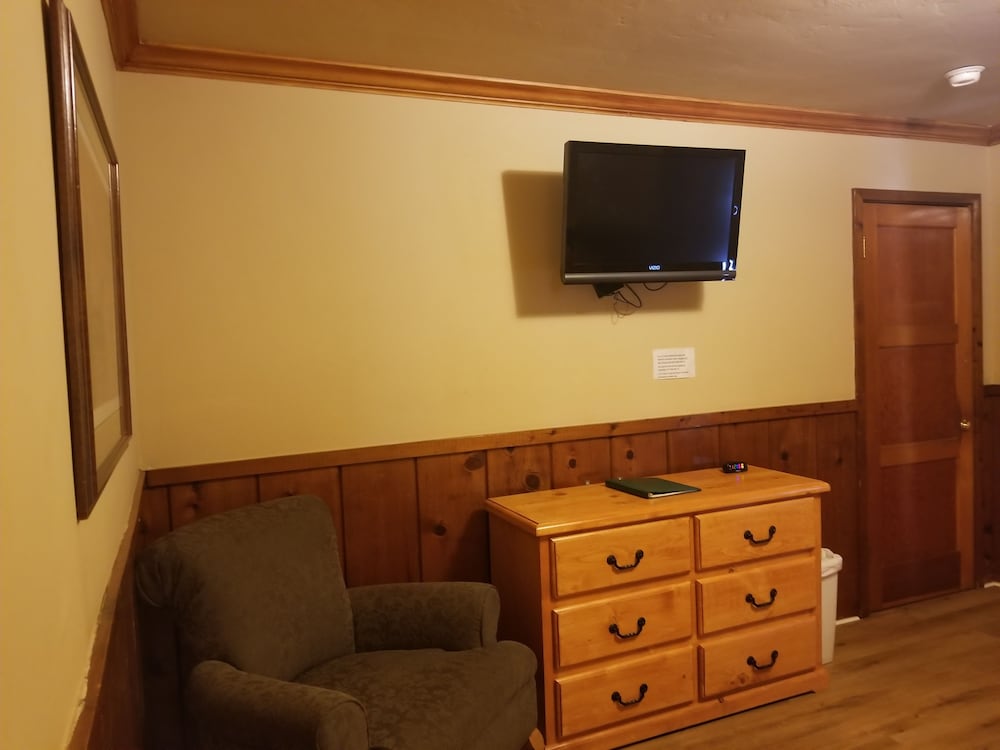 Kernville Inn - photo 24