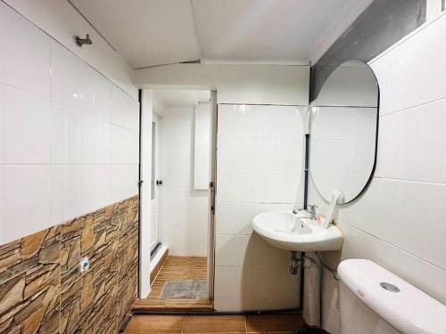 Chubby 5 Room 4