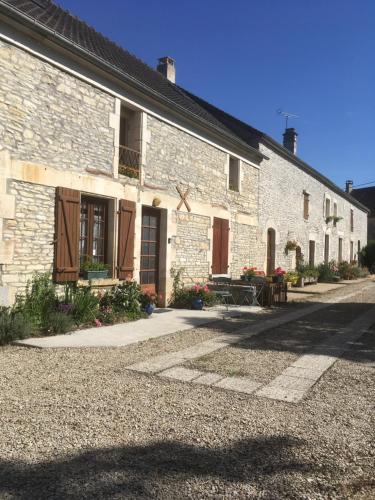 Longere Campagne 10 Pers. Proche Guedelon - last minute hotel in Unknown City