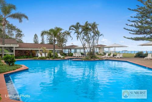 Beachside Beauty At Sapphire Beach — Sapphire Beach