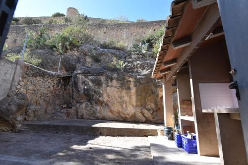 La Muralla Del Castillo — hotel in Chulilla