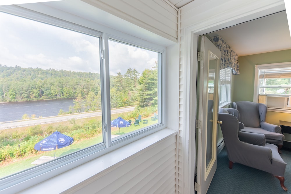Inn By The River - photo 23