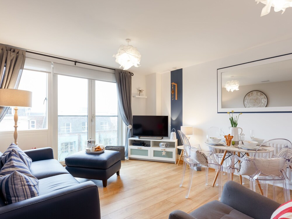 Neptune Poole - carbon neutral hotel in Poole