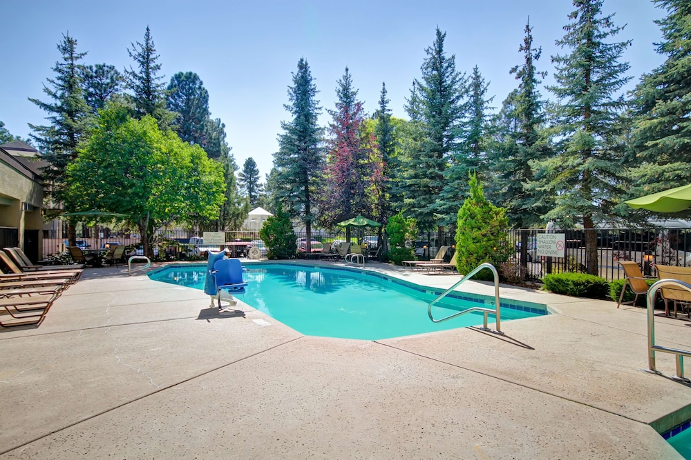 DoubleTree by Hilton Hotel Flagstaff - photo 52