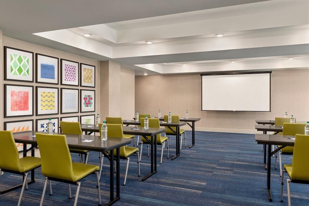 Holiday Inn Express & Suites McAlester by IHG - photo 39
