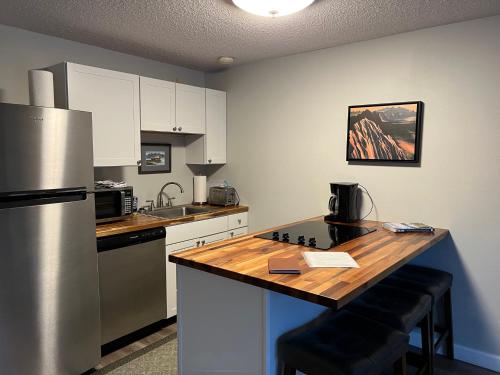 The Pioneer Studio at 1400K — 4-Star Luxury Hotel in Anchorage, United States