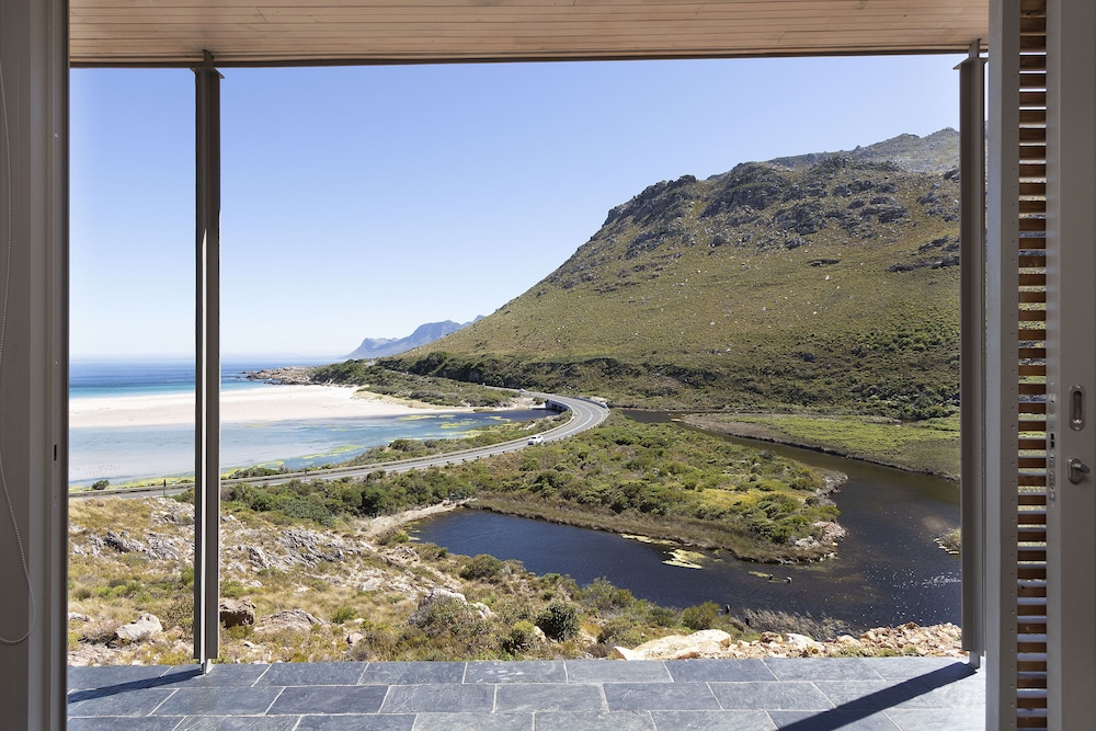 Hytte Riverview — 4-Star Luxury Hotel in George, South Africa