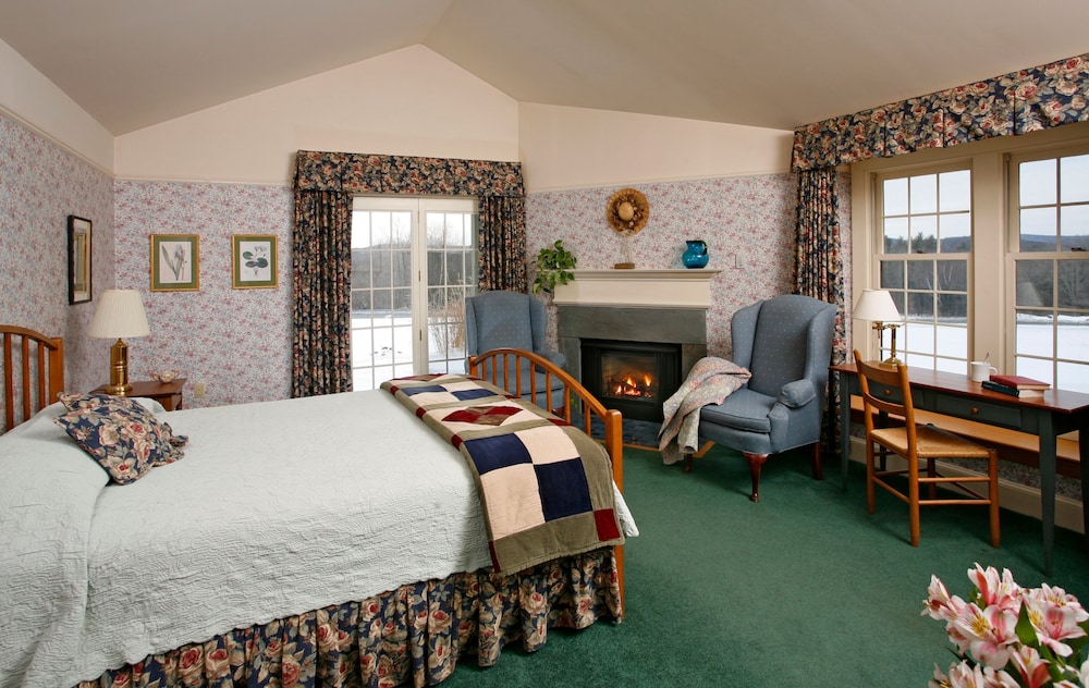 Chesterfield Inn - photo 16