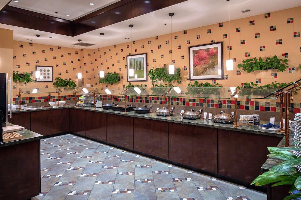 Hilton Sacramento Arden West - photo 16