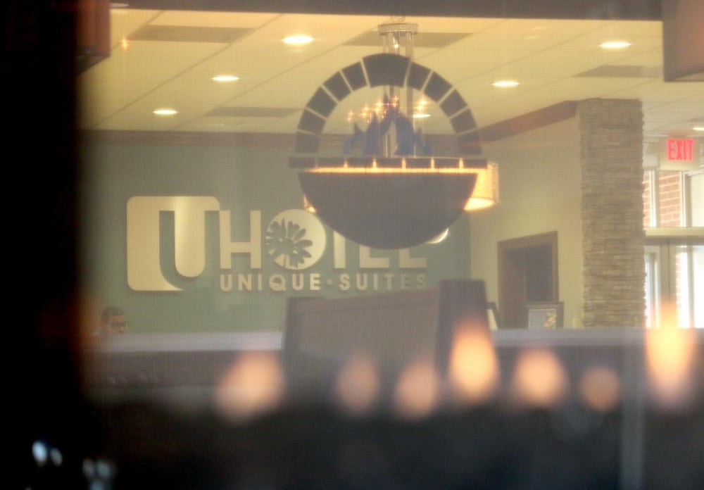 Unique Suites Hotel - photo 15
