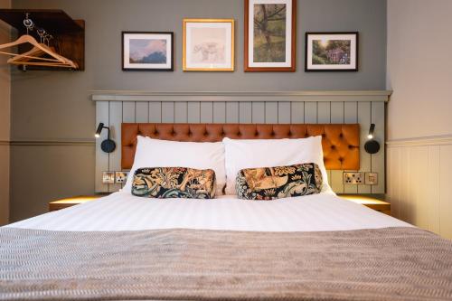 The Bears Head By Innkeeper S Collection — Sandbach
