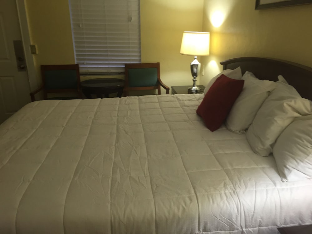 Family Inn - photo 13