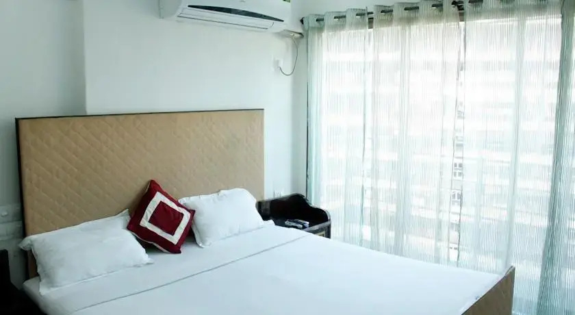 Laurent & Benon Luxury Service Apartment Khar