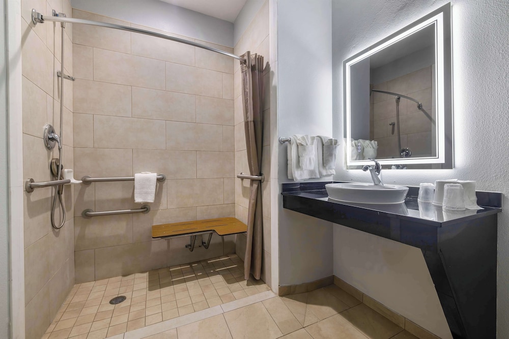 Studio 6 Suites Texas City Tx I 45 South - photo 28