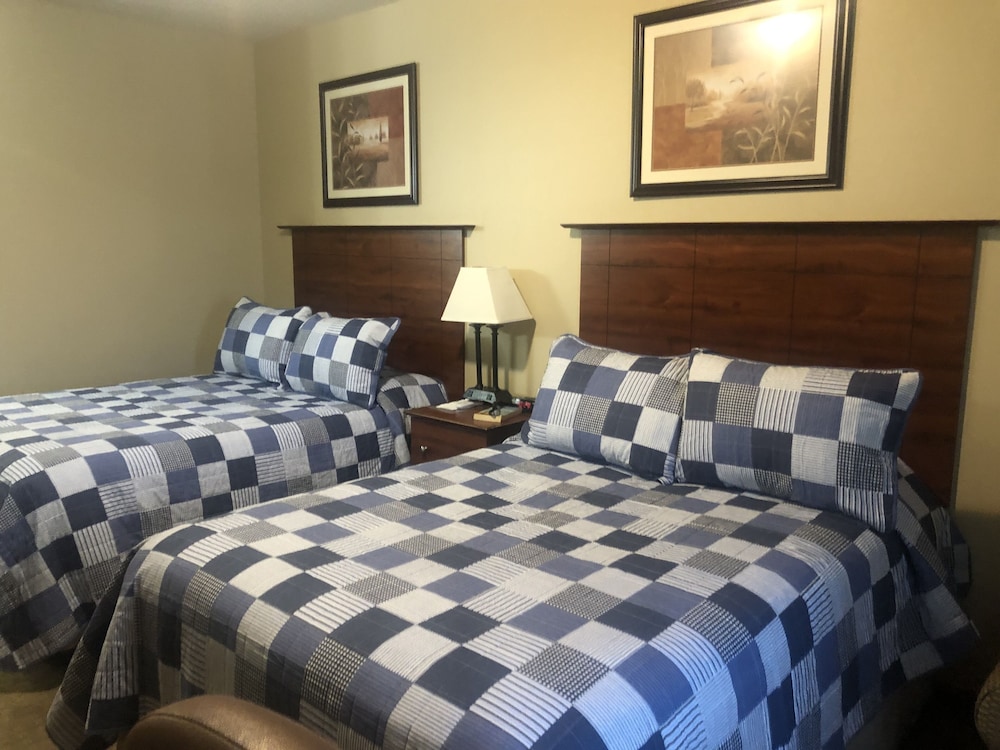 Corporate East Hotel - photo 13