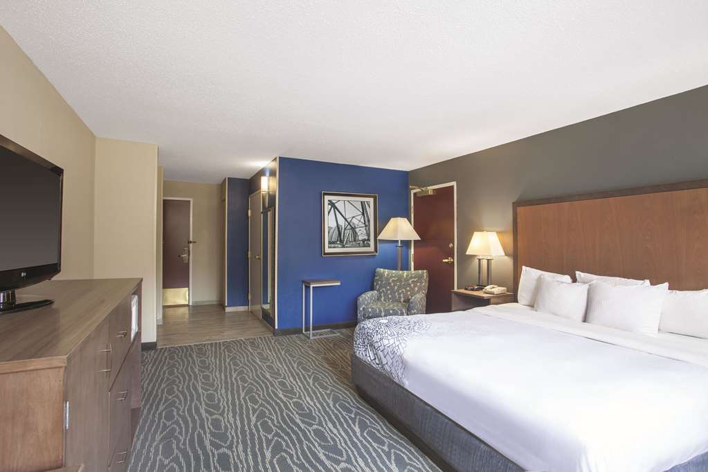 La Quinta Inn by Wyndham Richmond South - photo 10