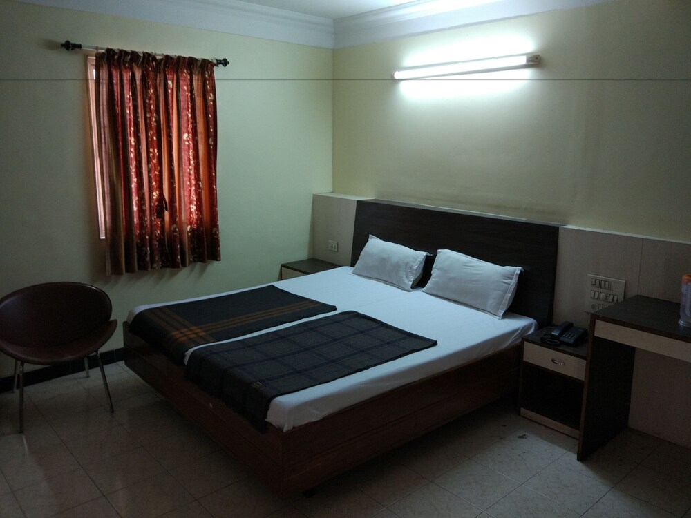 Hotel Sabar - last minute hotel in Pune