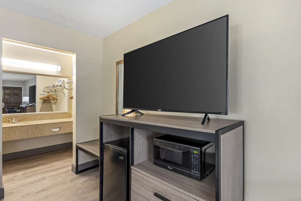Best Western Inn of Brenham - photo 12