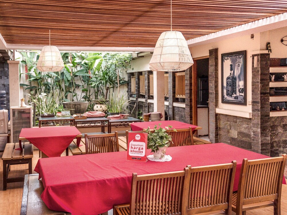 NIDA Rooms Pura Demak 57 Denpasar at Dee Mansion in Denpasar, Indonesia